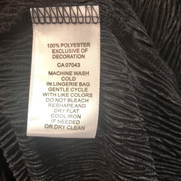 Elegant CABLE & GAUGE Dress-Top - Picture 5 of 6